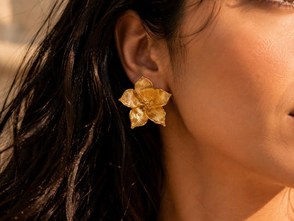 Gold Flower Stud Earrings, Sculptural Botanical Design, Lightweight Everyday Jewelry